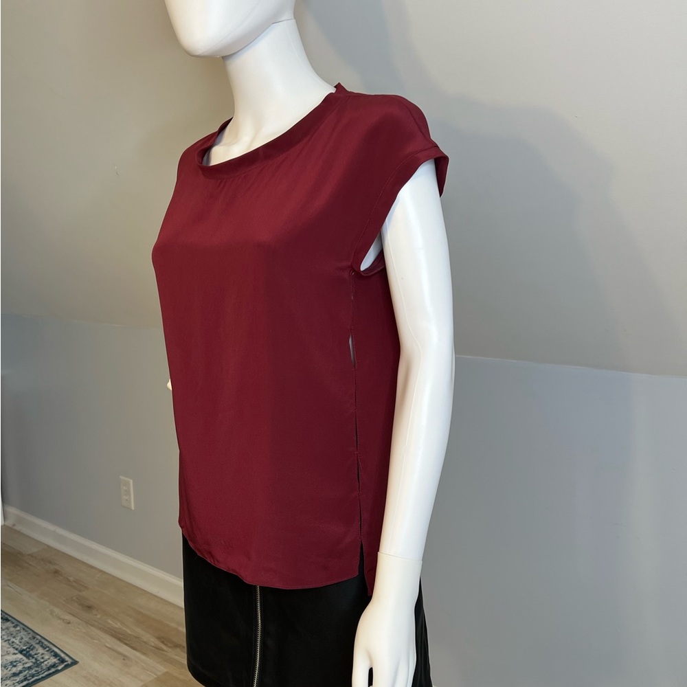 Sandro Paris Burgundy 100% Silk Open Back Cap Sleeve Blouse Sz 1 Small Workwear - Picture 6 of 9